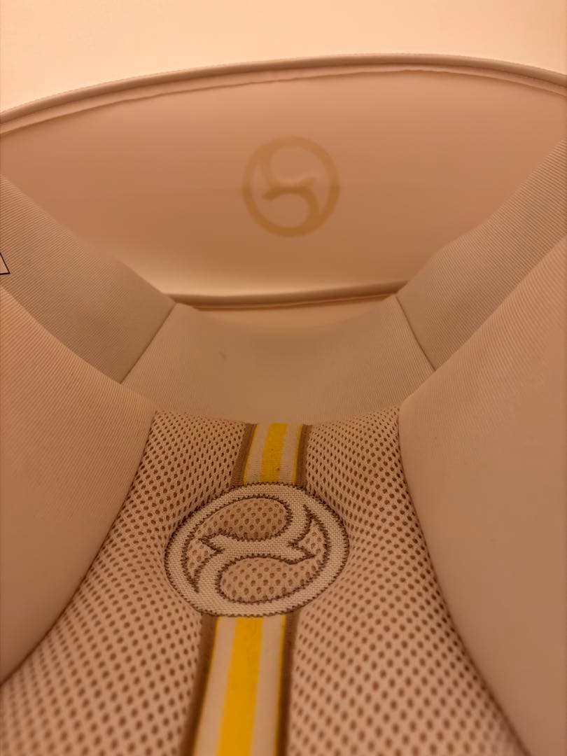 ベビーシート　cybex Cloud G i-Size カーアダプタセット