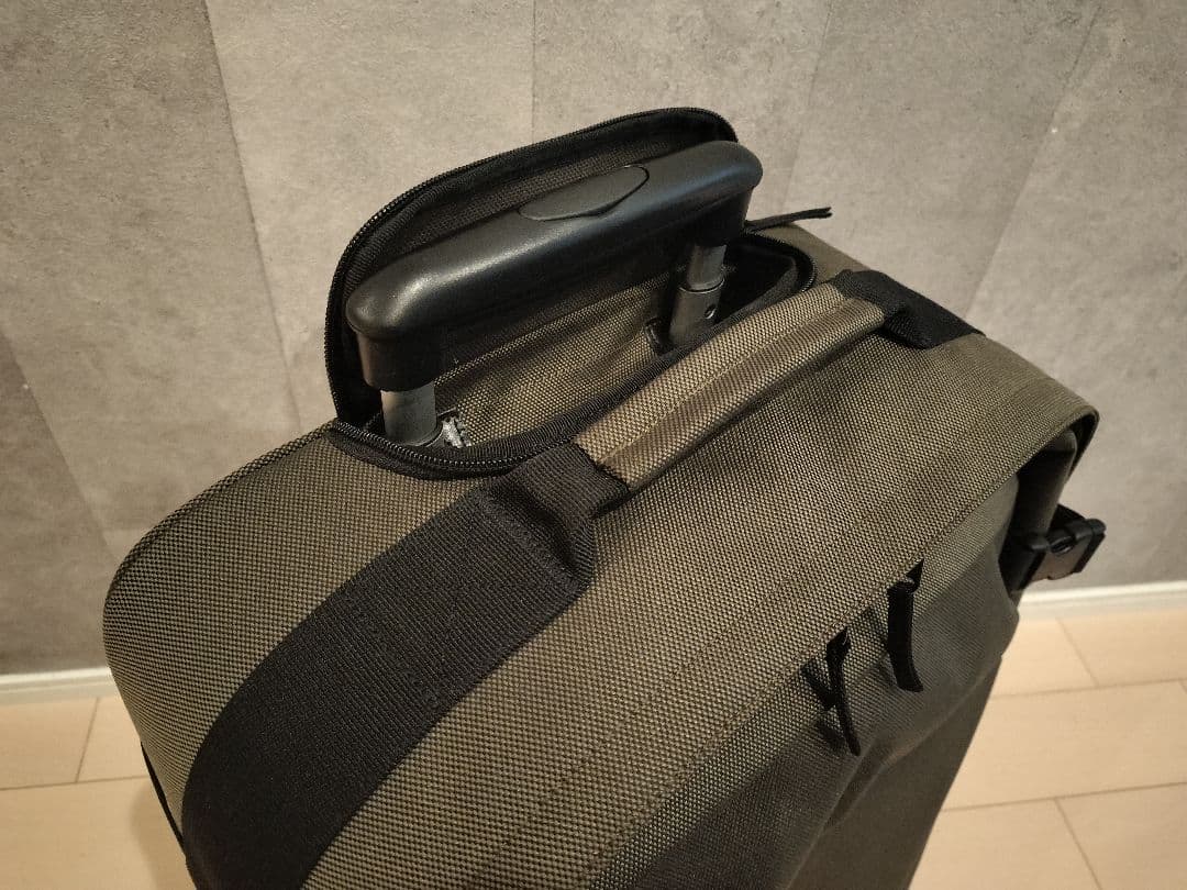 【美品】無印良品 撥水ソフトキャリーケース 40L　カーキ色