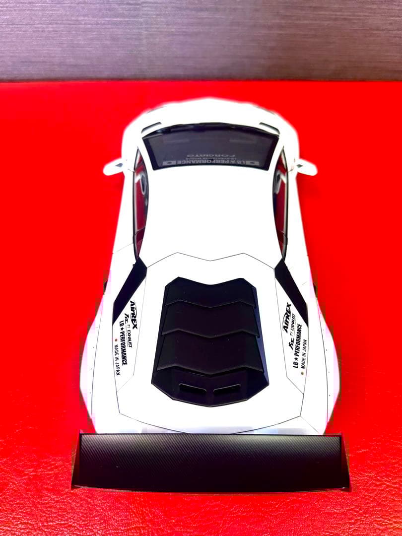 ☆Lamborghini 1/18 アヴェンタドールリバティウォーク　LB