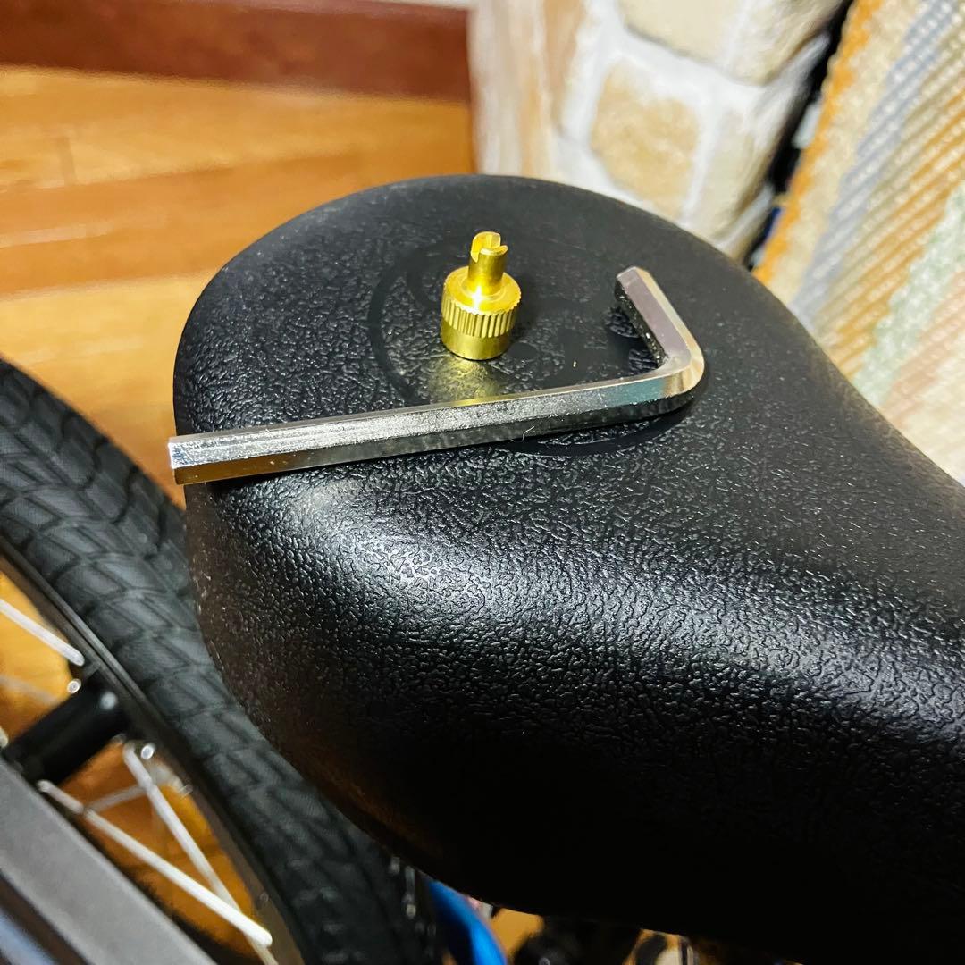 展示・未走行品　STRIDER 14x ストライダー　人気ブルー　2018製造