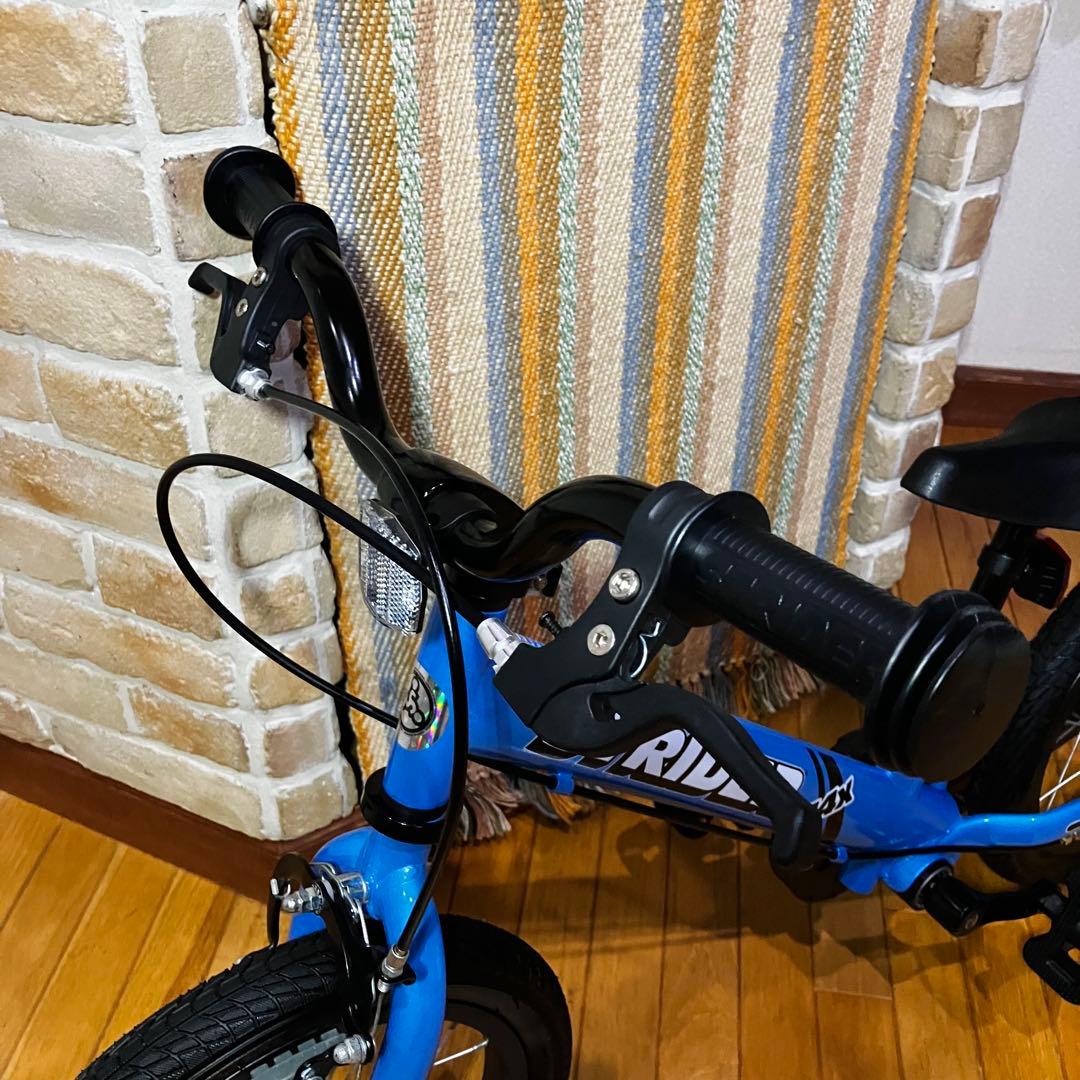 展示・未走行品　STRIDER 14x ストライダー　人気ブルー　2018製造