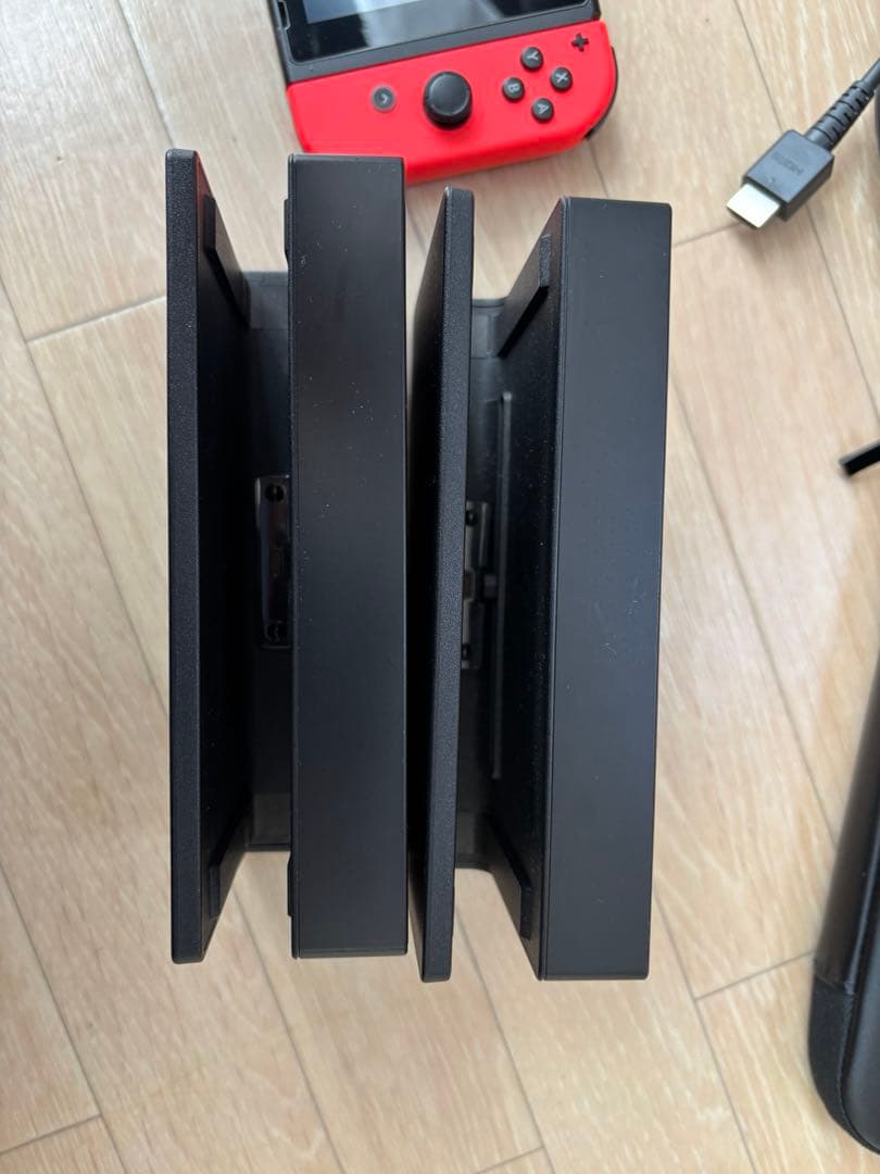 任天堂スイッチ本体（2021）ドック２台