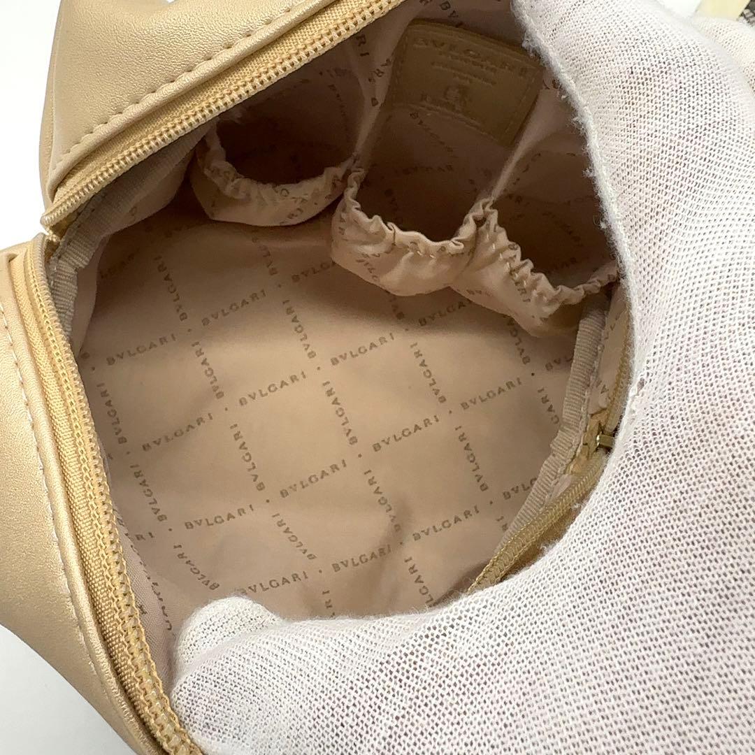 未使用 ブルガリ×エミレーツ航空 アメニティキット レディース用