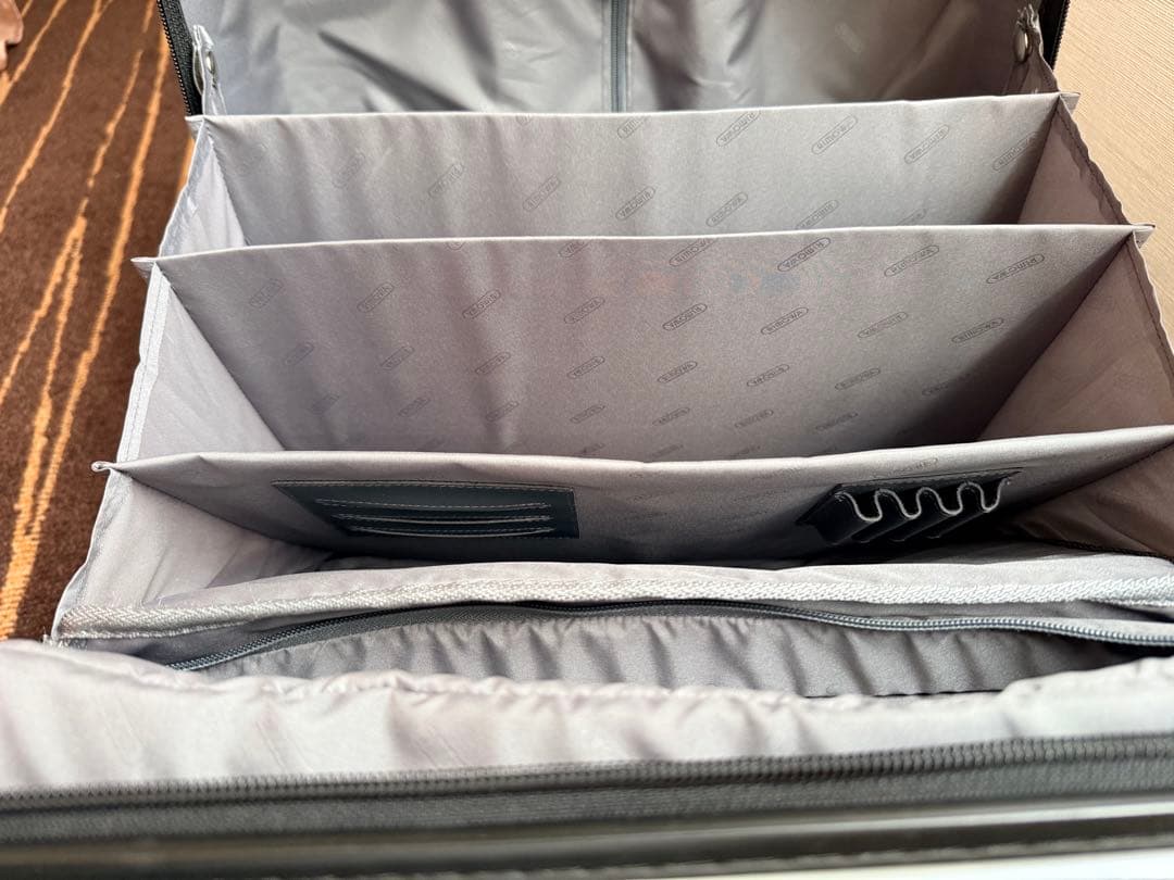 RIMOWA SALSA 2輪　23Lビジネストロリー