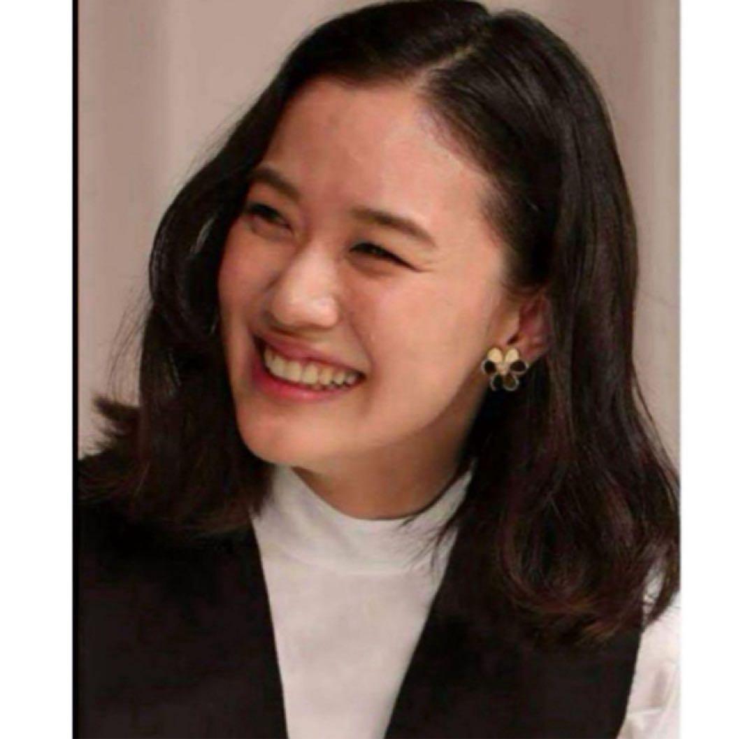 ✨ハイクオリティ✨ラージ　シルバー　ピアス　ダイヤモンド　※イヤリング加工可能