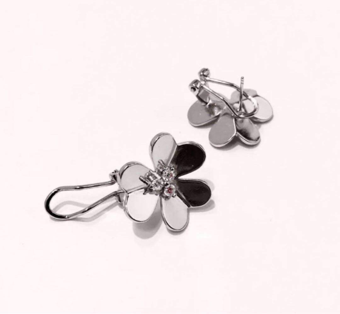 ✨ハイクオリティ✨ラージ　シルバー　ピアス　ダイヤモンド　※イヤリング加工可能