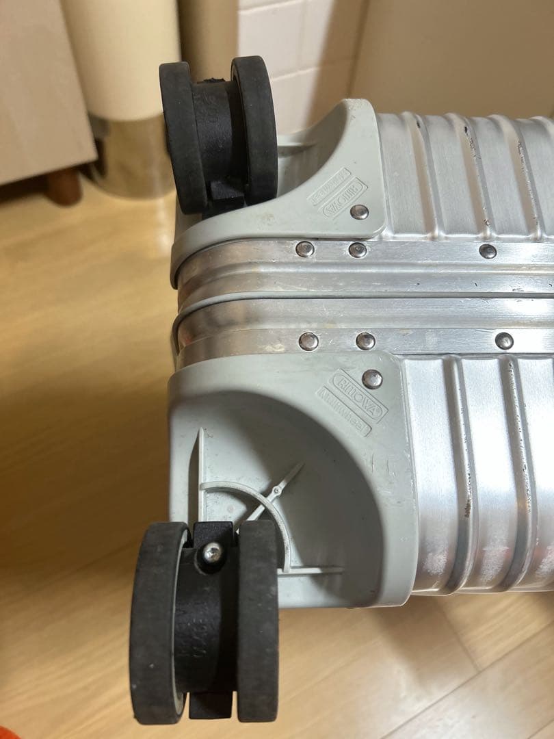 RIMOWA 【TOPAS】 リモワトパーズ45リットルスーツケース4輪シルバー