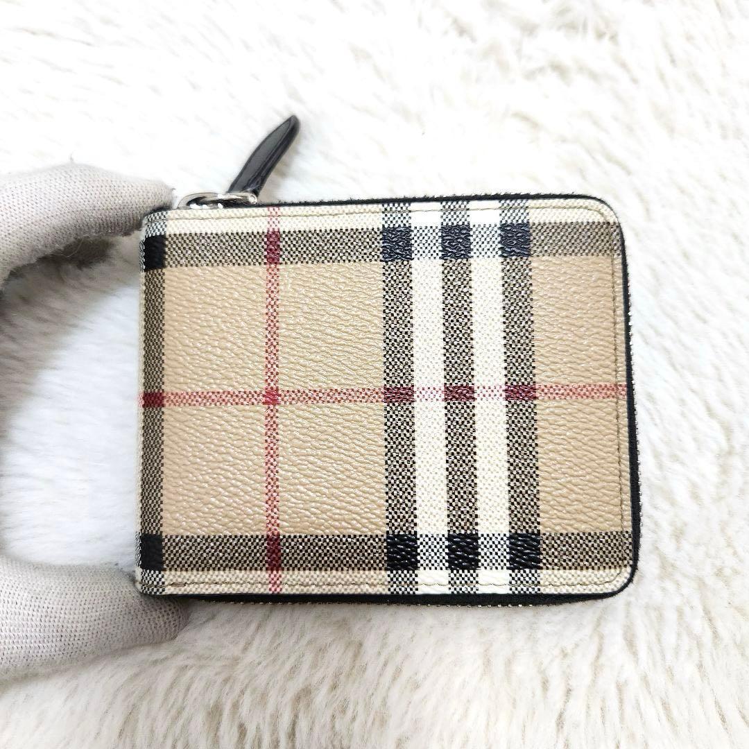 ✨極美品✨バーバリー　二つ折り　フルジップ　ノバチェック　小銭入れ　ケース