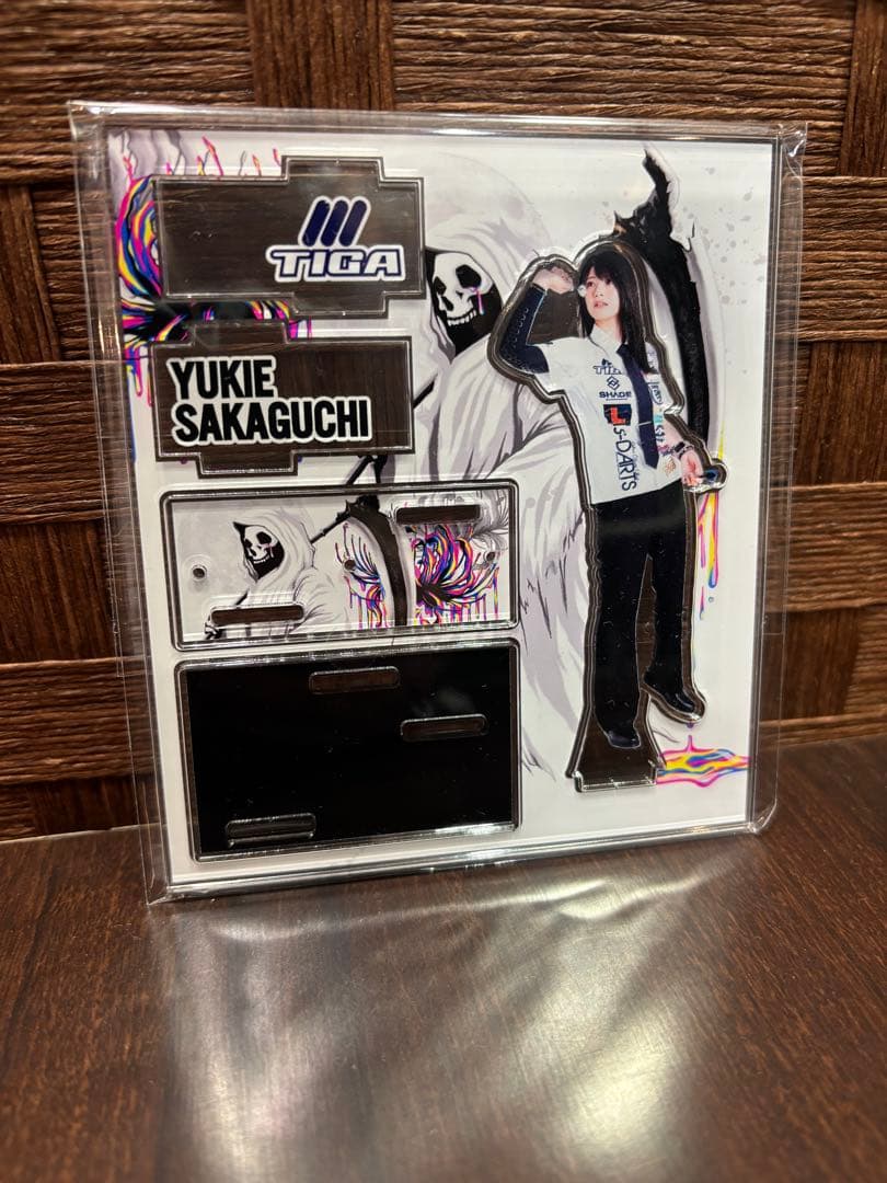 坂口優希恵プロ　ダーツ　アクリルスタンド