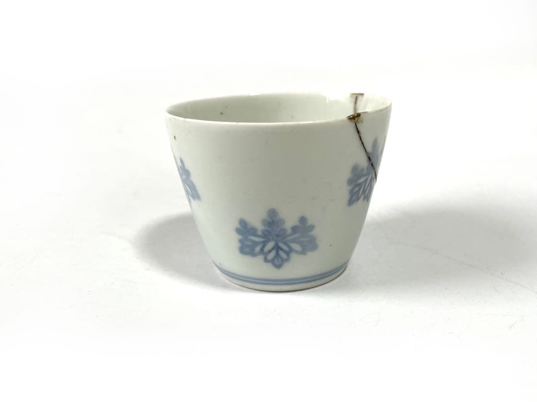 アンティーク　骨董　古伊万里　染付　こんにゃく印判　桐文様　桐　蕎麦猪口　銀継