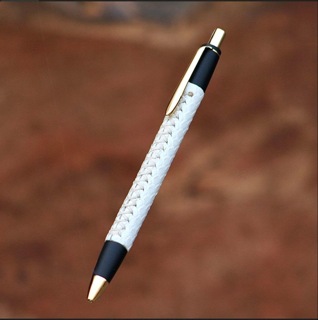 【巳年限定】Schicksal シックザール　白蛇　パイソンレザー　シャーペン