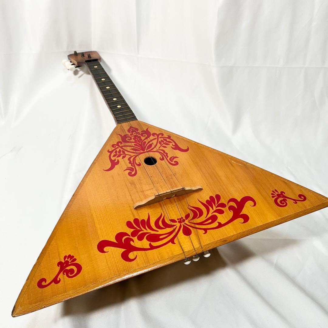 民族楽器 バラライカ 楽器