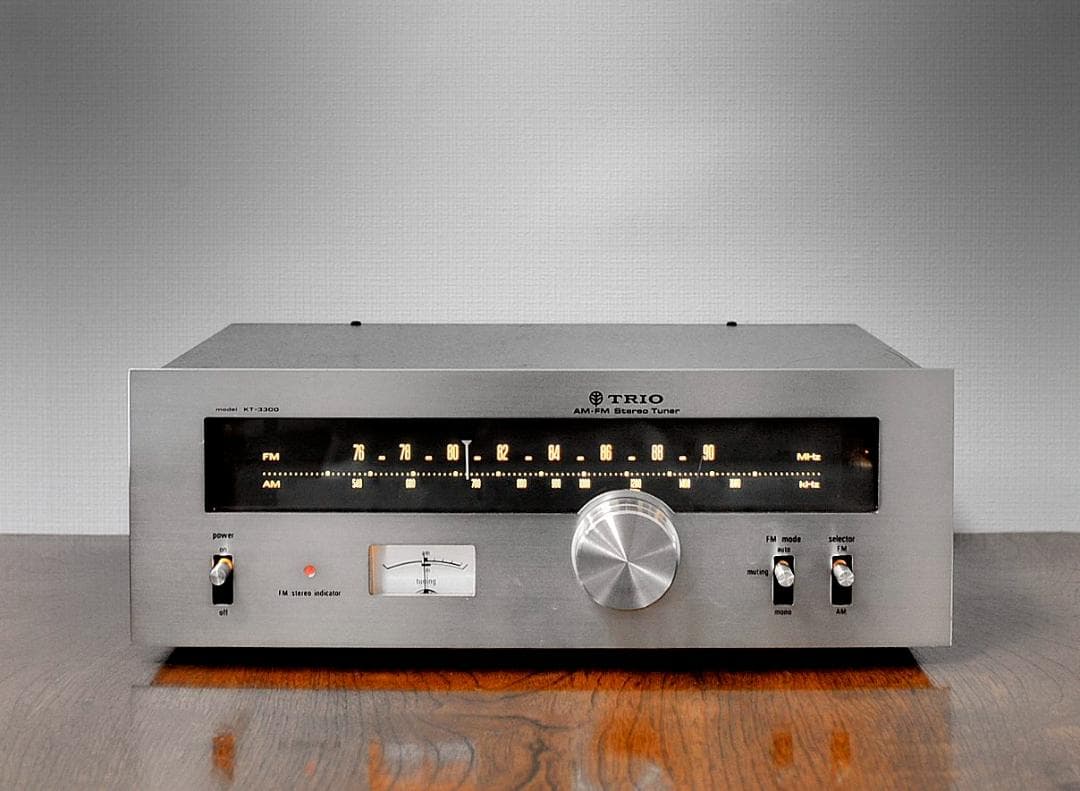 【来年度4月の福岡分移転のため処分価格】TRIO KT-3300 チューナー ♪