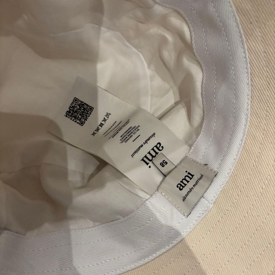 AMI バケットハット クリーム色