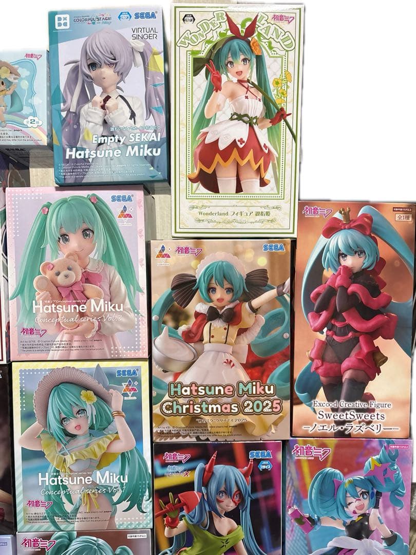 初音ミク　フィギュア　まとめ売り②　22体