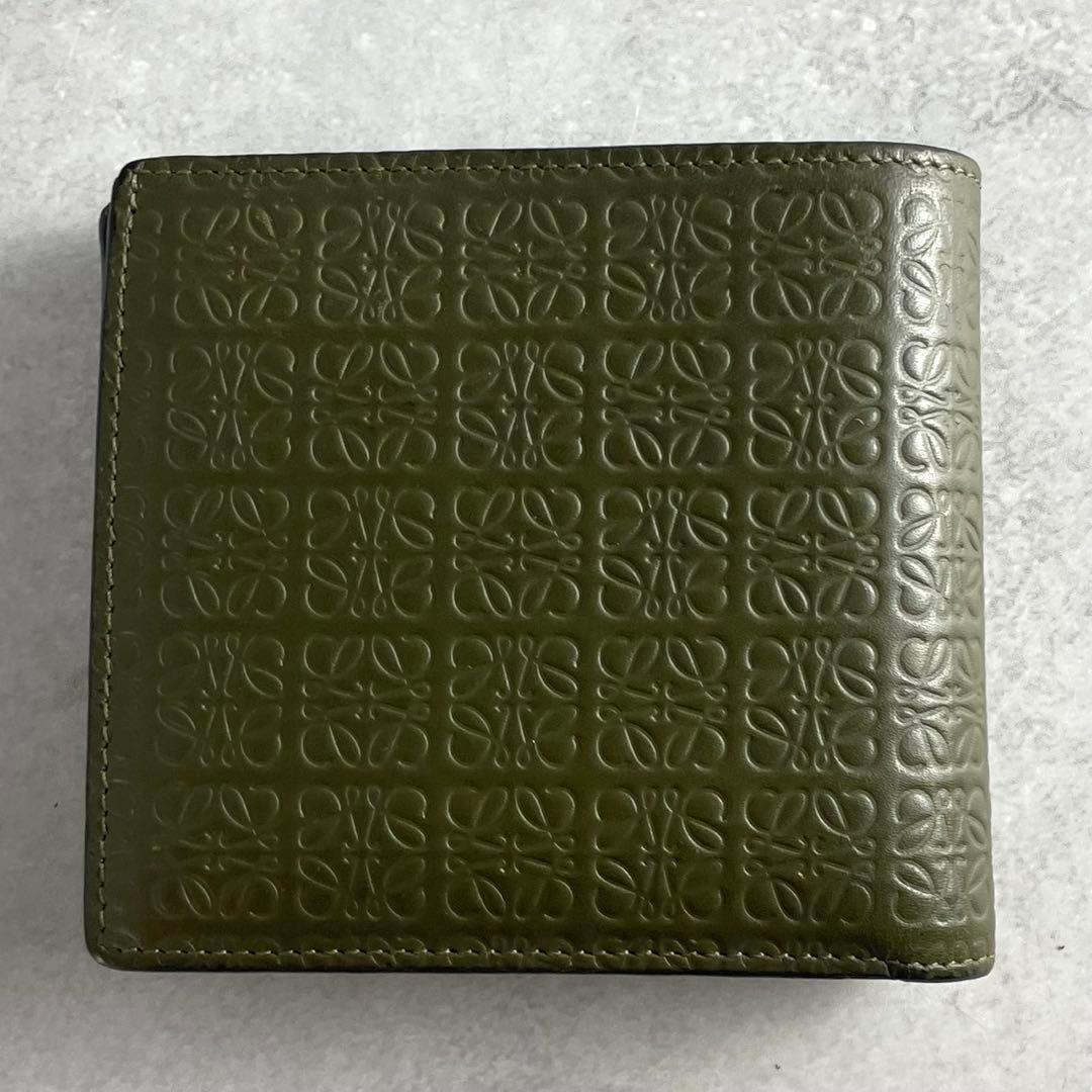 【美品】ロエべ 二つ折り財布 リピートアナグラム　レザー グリーン