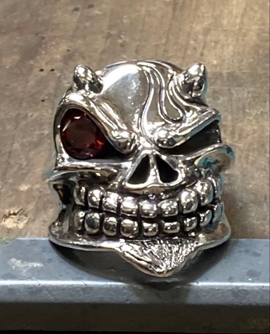 スターリンギア　パンチャーデビルリング 特大ガーネットカスタム