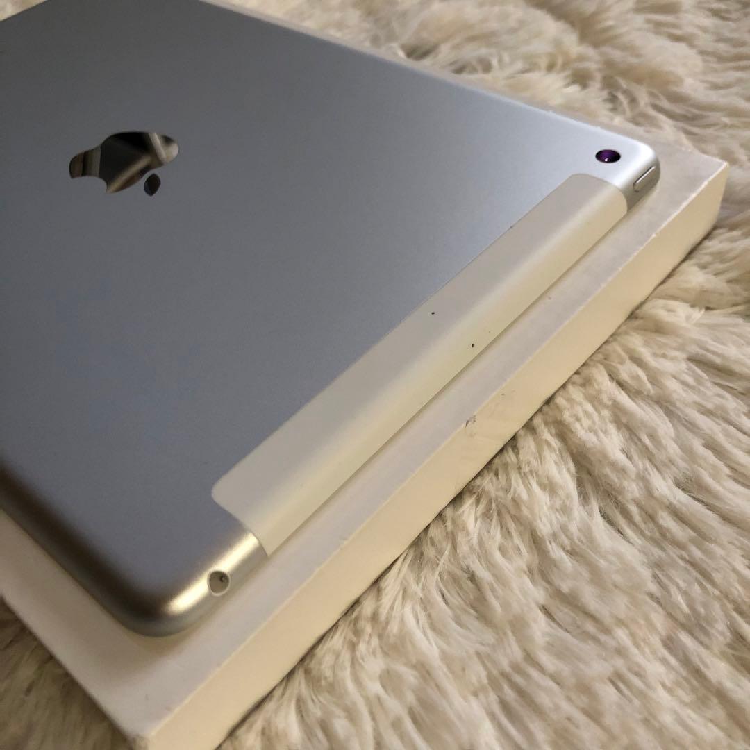 【完動品】iPad 第5世代 32GB SIMフリー【すぐ発送】