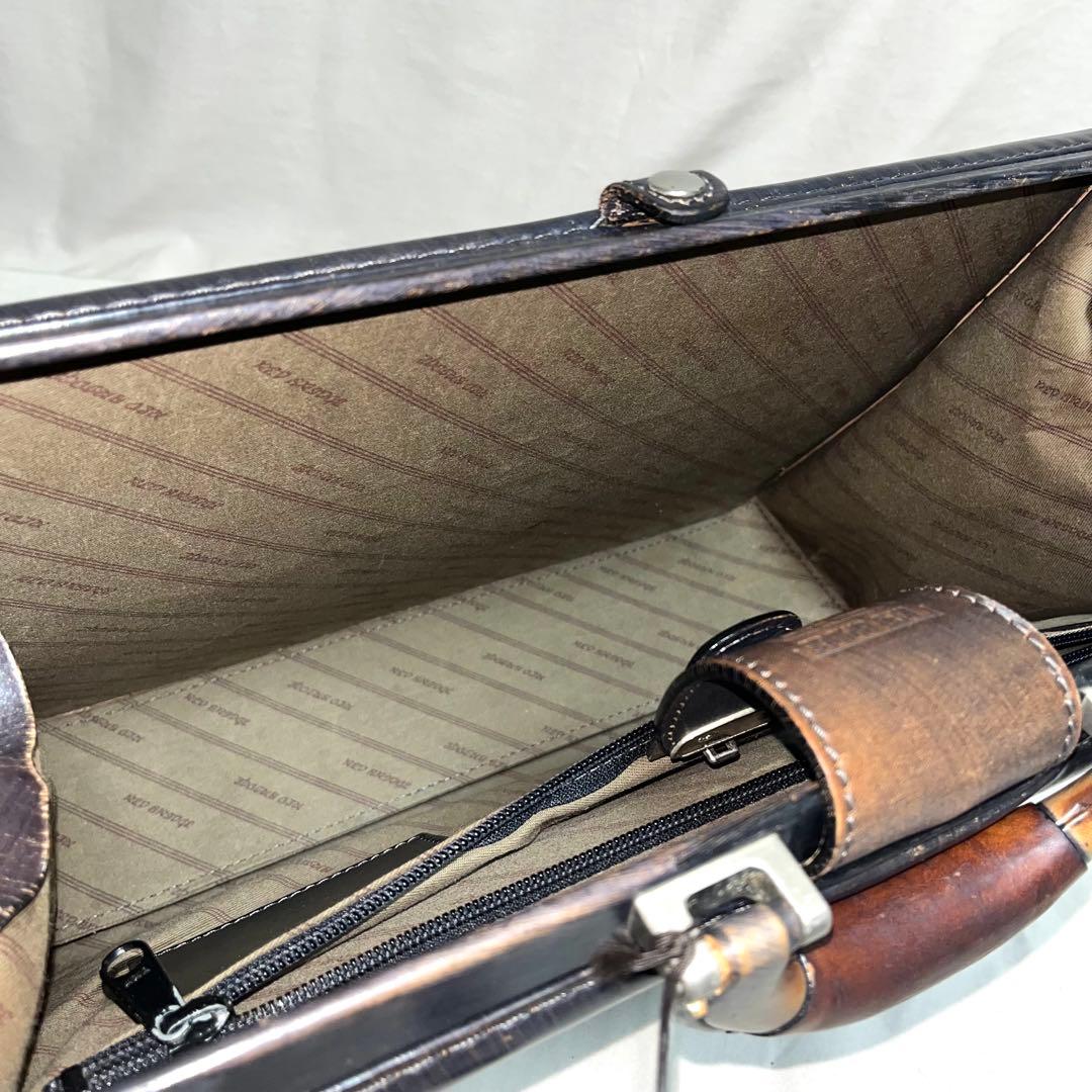 レッドブリッジ ダレスバッグ ビジネス ドクター　ショルダー　鍵　2way 茶