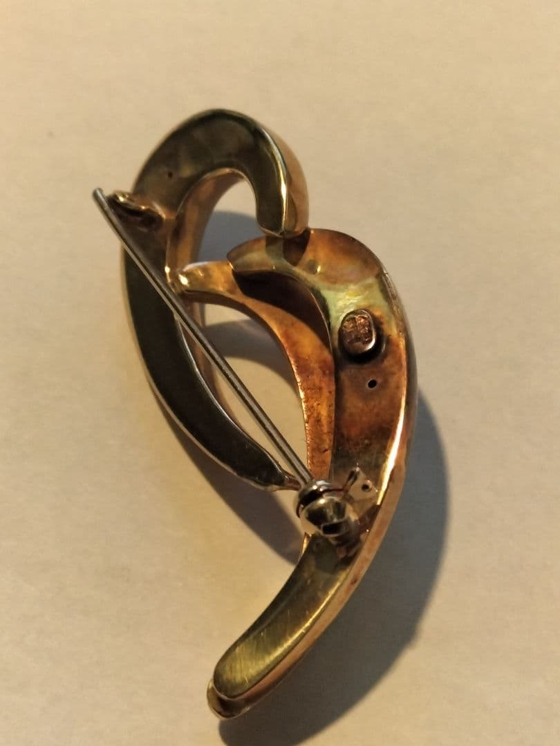 １４ｋｔ金 イタリア製ツイストデザインブローチ