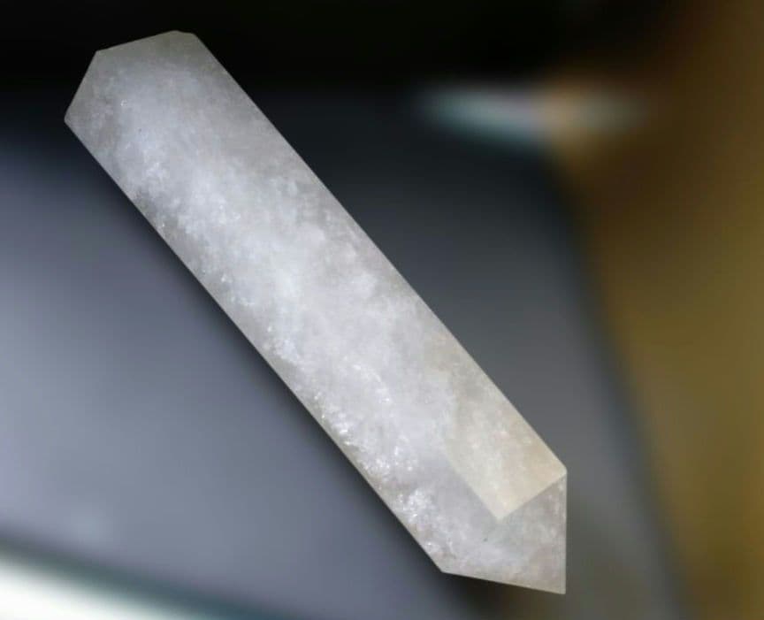 ヒマラヤ水晶　六角柱　タワー　専用台座付き！　天然石　パワーストーン