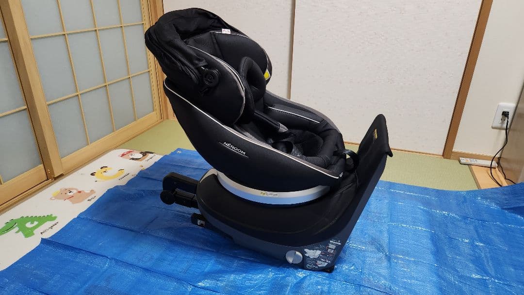 コンビ ネルーム isofix　エッグクッション　NF-700