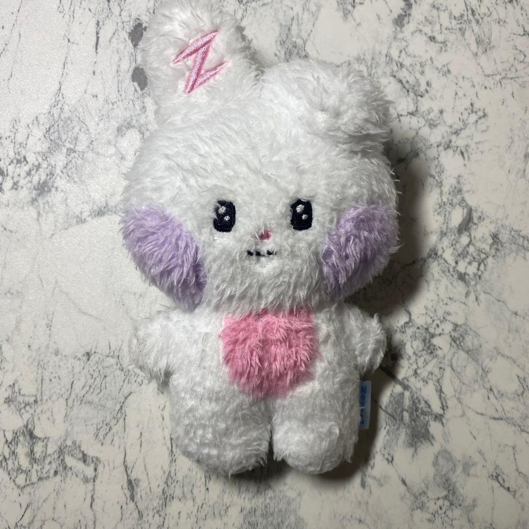 ZEROBASEONEユジン ユニニ ゼロ二 ぬいぐるみ トレカケース アクスタ