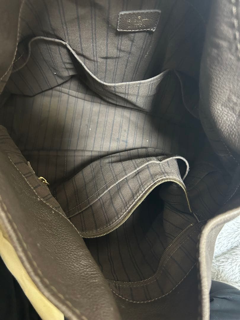 LOUIS VUITTON バック