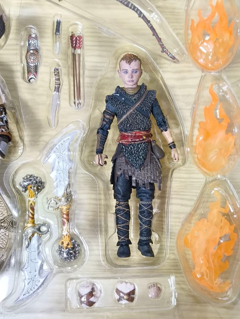 crow　ゴッド・オブ・ウォー　アクションフィギュア 2 PACK