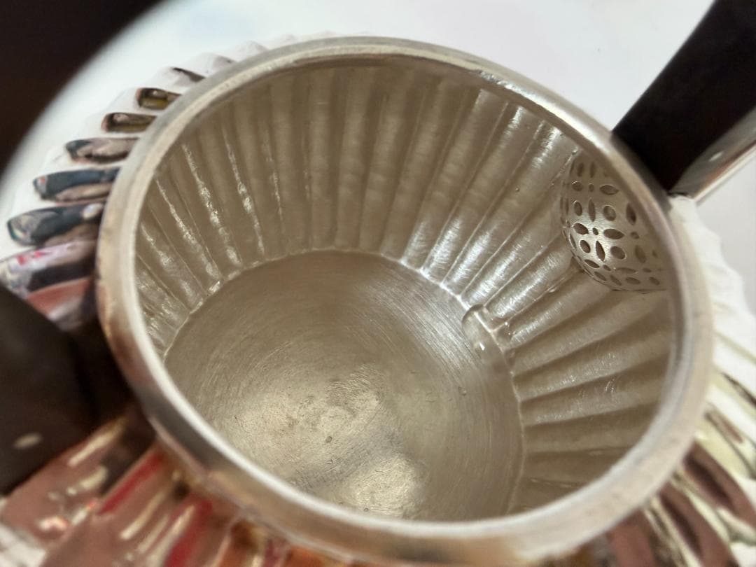 純銀製 菊筋文 急須 銀瓶 煎茶道具