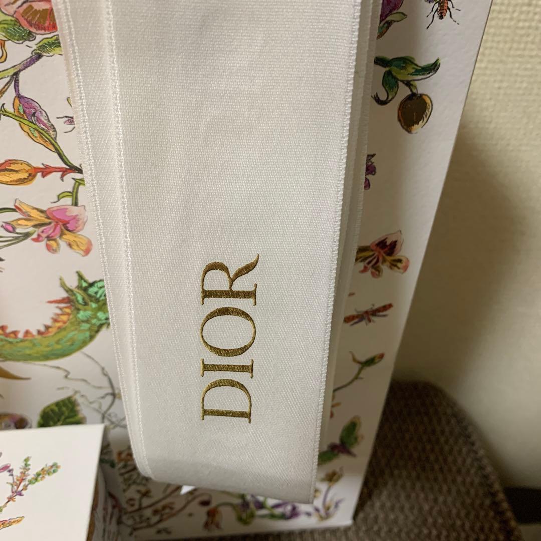 Dior ショッパー 花柄 金色タグ付き　空箱