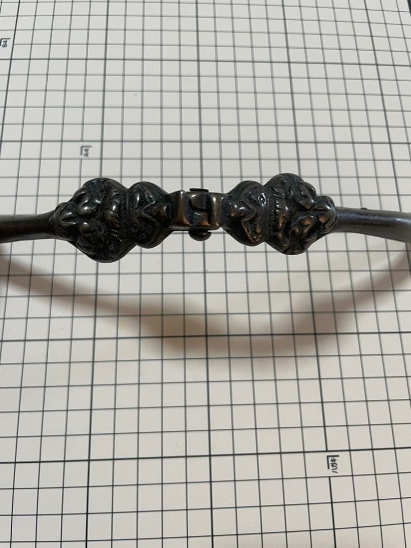 くるみ割り。ライオンヘッドデザイン。アンティーク、骨董