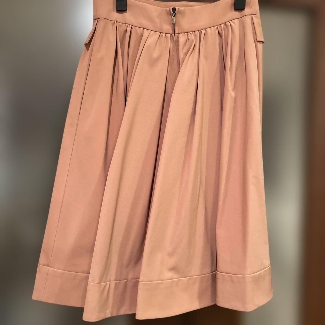 ミ*ナ様 フォクシーアプリコット38サイズひざ丈 プリーツスカート