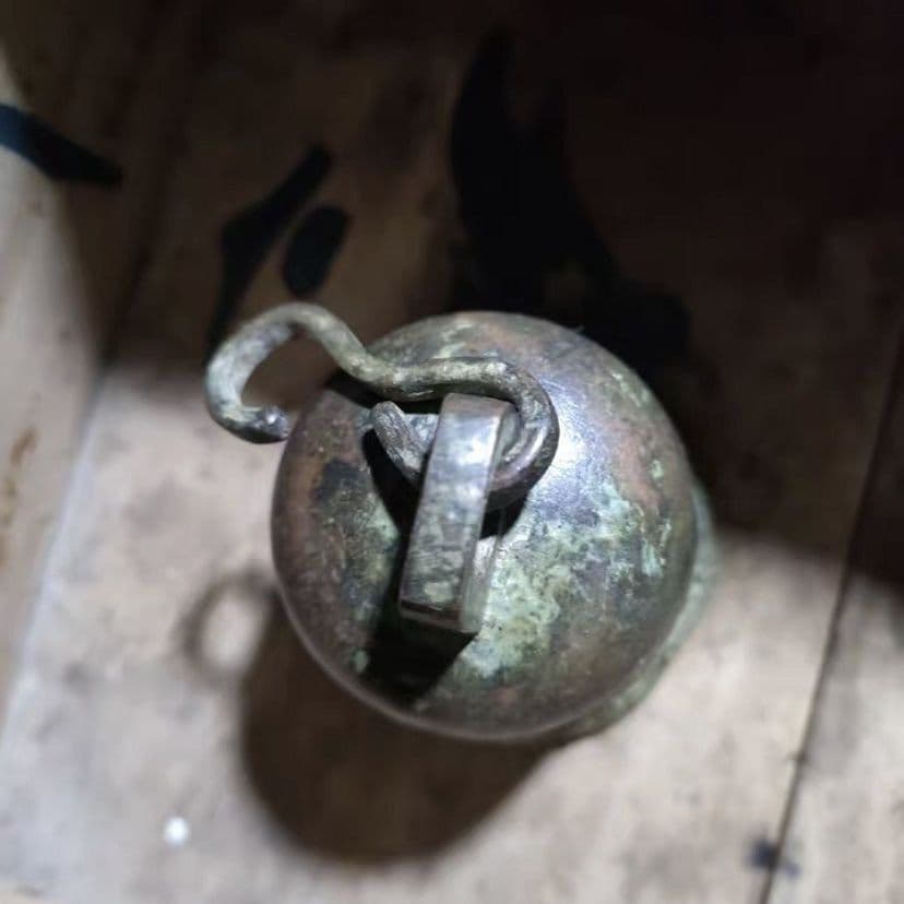 鈴 銅鐘 大号掛鈴 銅器 六字真言 装飾品 工芸品 美術品 置物