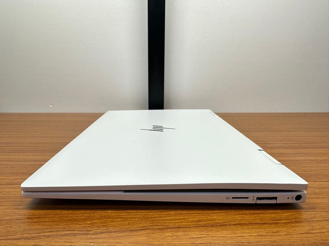 ENVY x360 13 Ryzen7 4700U 16GB 360タッチパネル