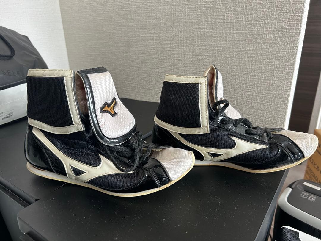 ボクシングシューズ ハイカット 黒/白