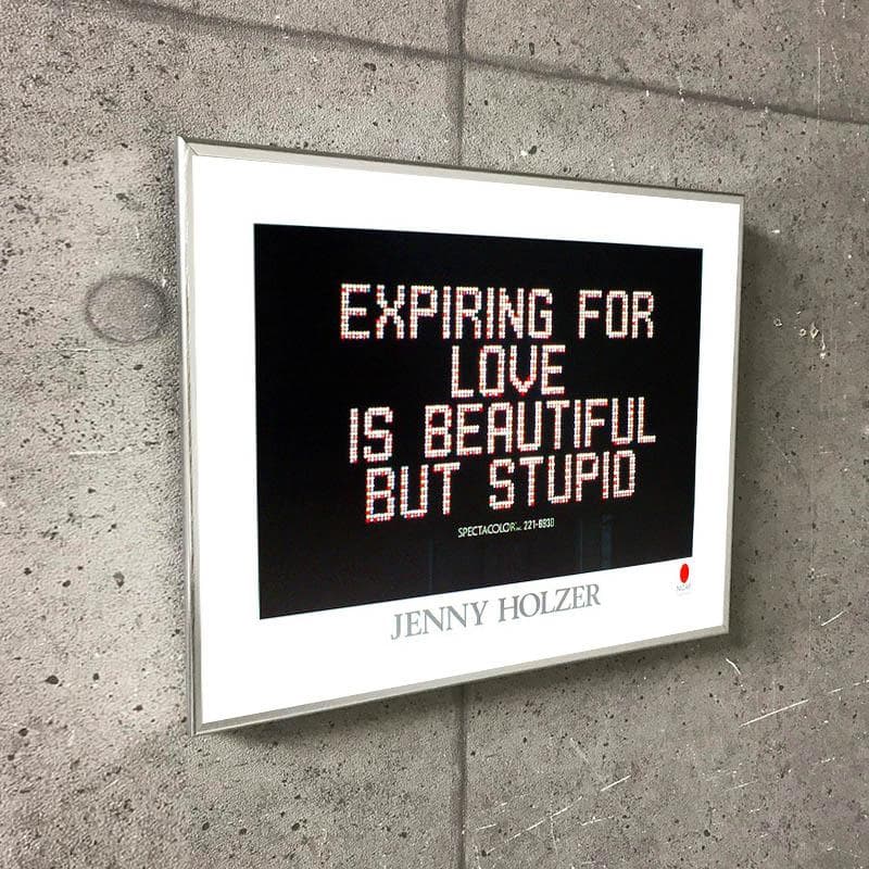 特別額装品/ジェニー・ホルツァー Times Spuare 1982