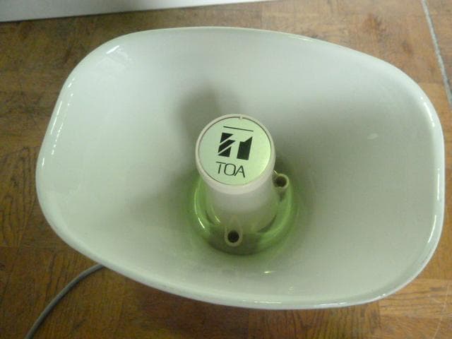 【中古】TOA ホーンスピーカー SC-710AM 10W トランス付 拡声器