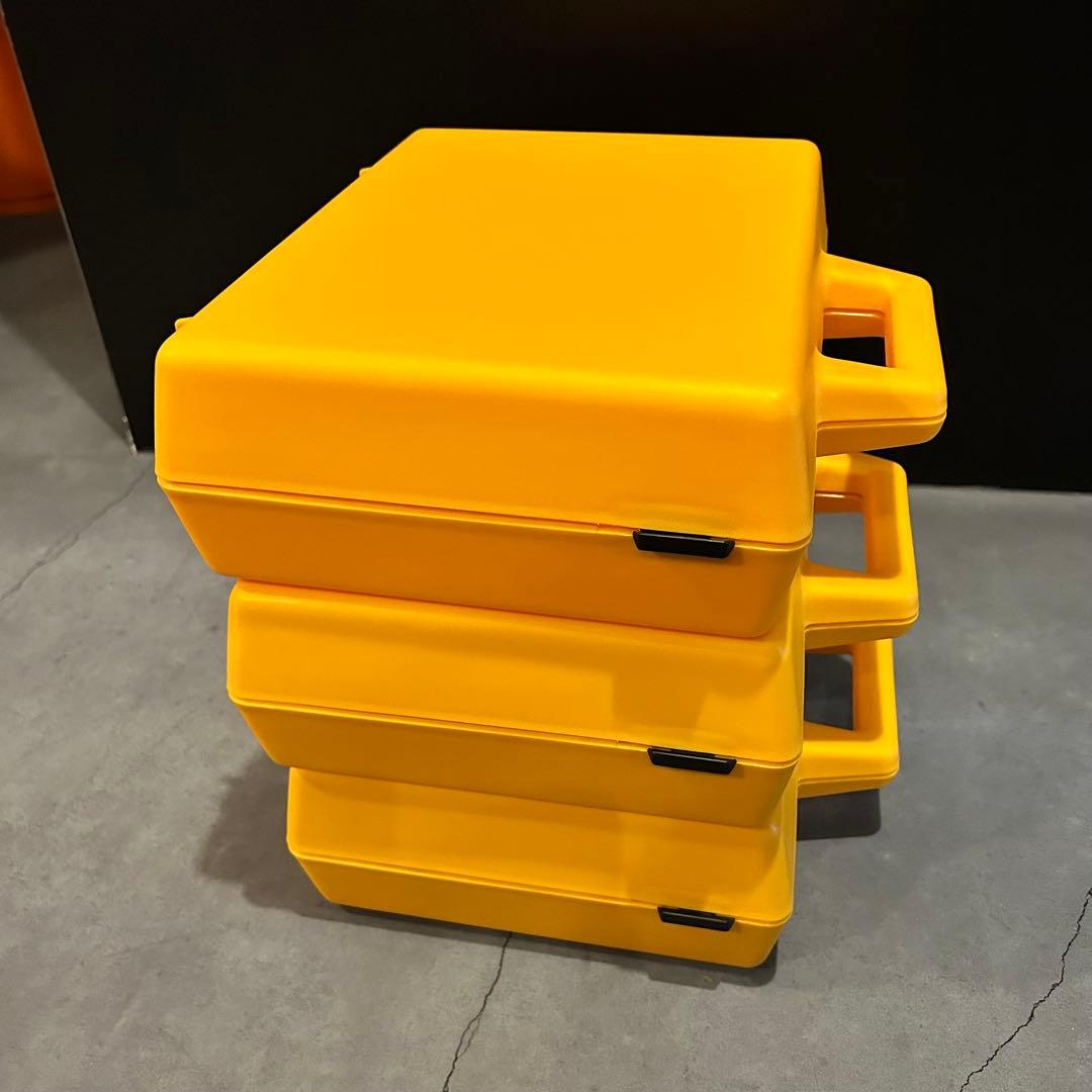 プラスチック製　収納ケース　3個セット② カナダ製 アタッシュケース　80年代