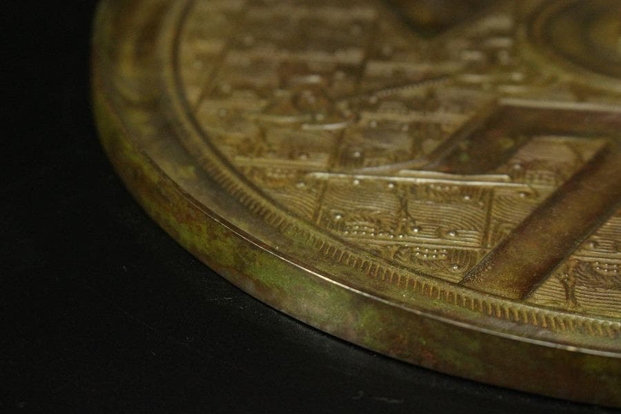 中国美術 幾何学模様 古鏡 φ22.3cm(HA499)