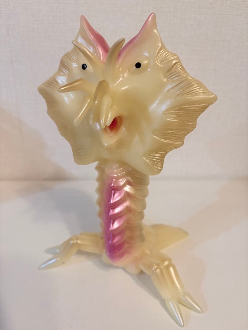 M1号 ビラ星人　蓄光ソフビ　サンプル　NG品