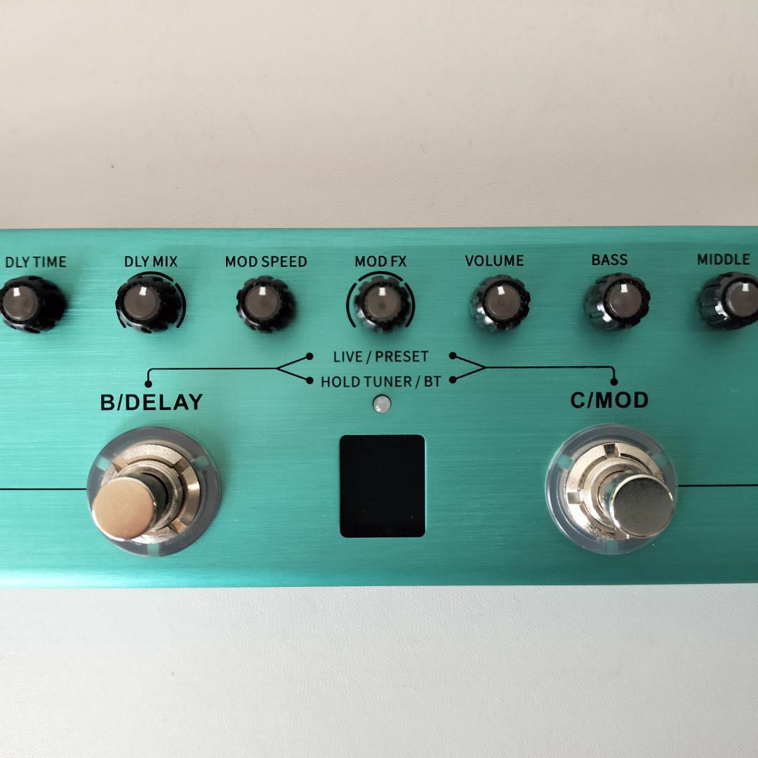 M-Vave TANK-G（充電式ギターマルチエフェクター）