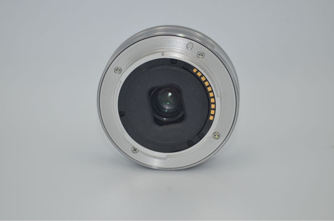 SONY 単焦点レンズ e 2.8/16