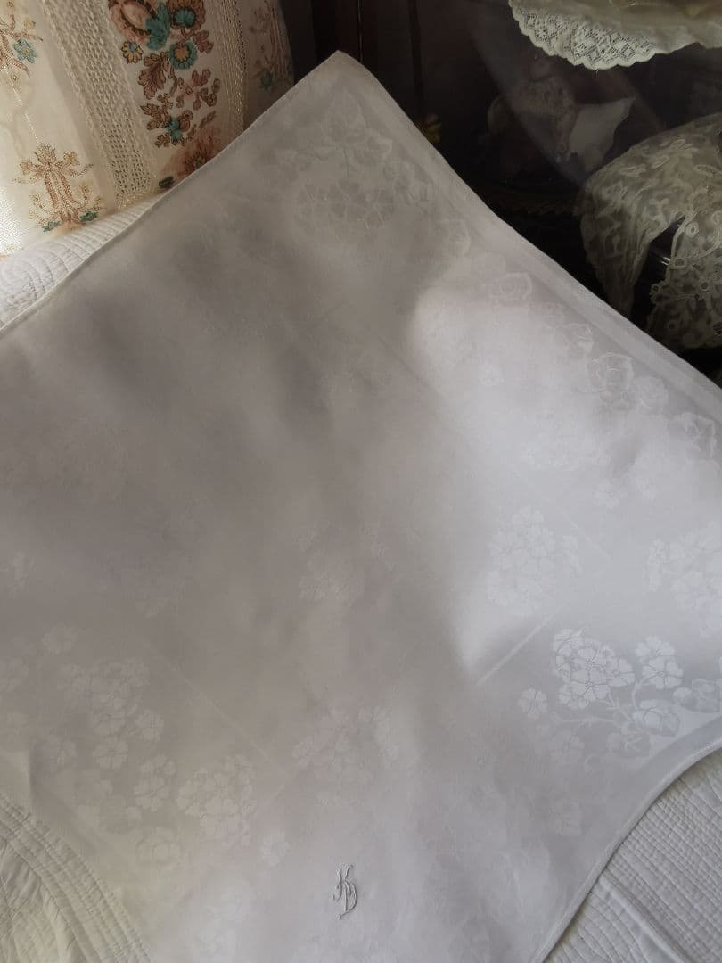 アンティーク ダマスク織 リネン 桜草 プリムラ 紫陽花風 イニシャル刺繍クロス