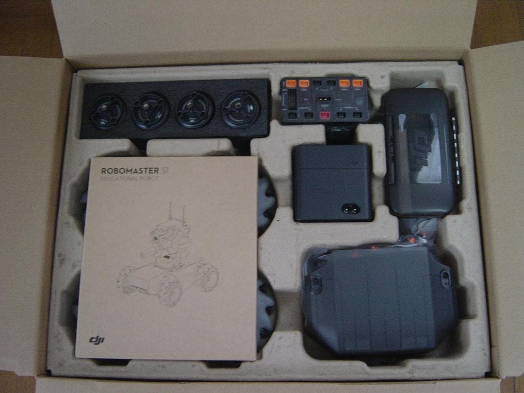おまけ付き！！　DJI RoboMaster S1 (JP) 【未組み立て】