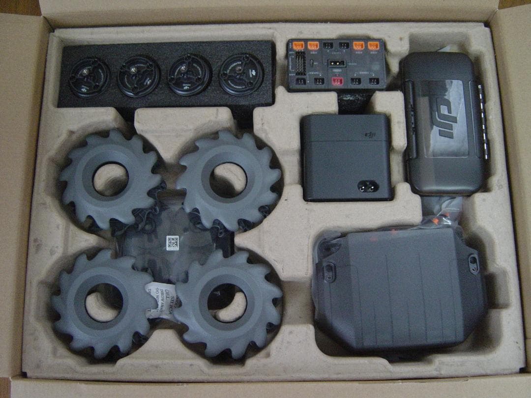 おまけ付き！！　DJI RoboMaster S1 (JP) 【未組み立て】