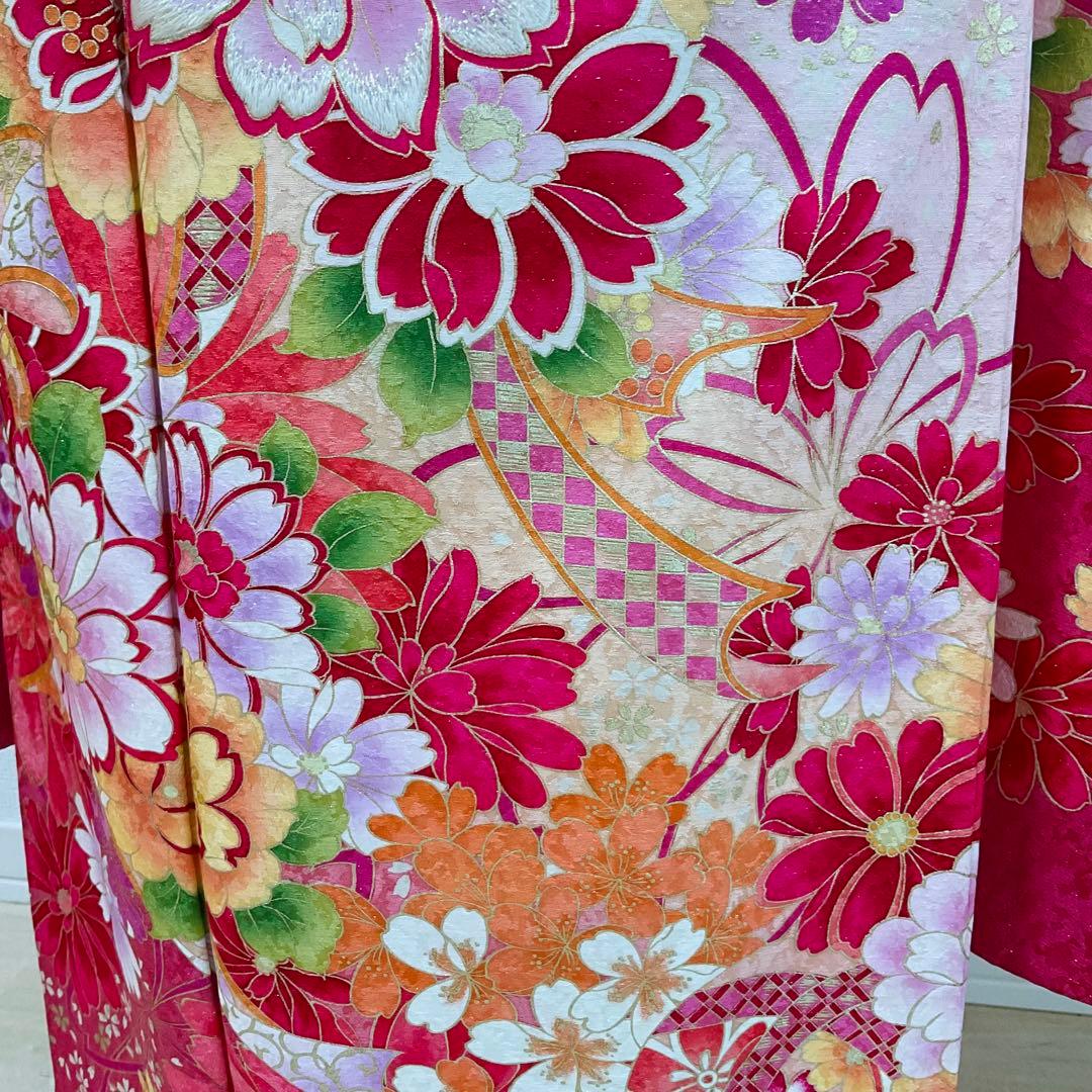 振袖　ピンク系　淡いピンク　銀通し　刺繍　牡丹　桜　リボン　鞠柄　正絹