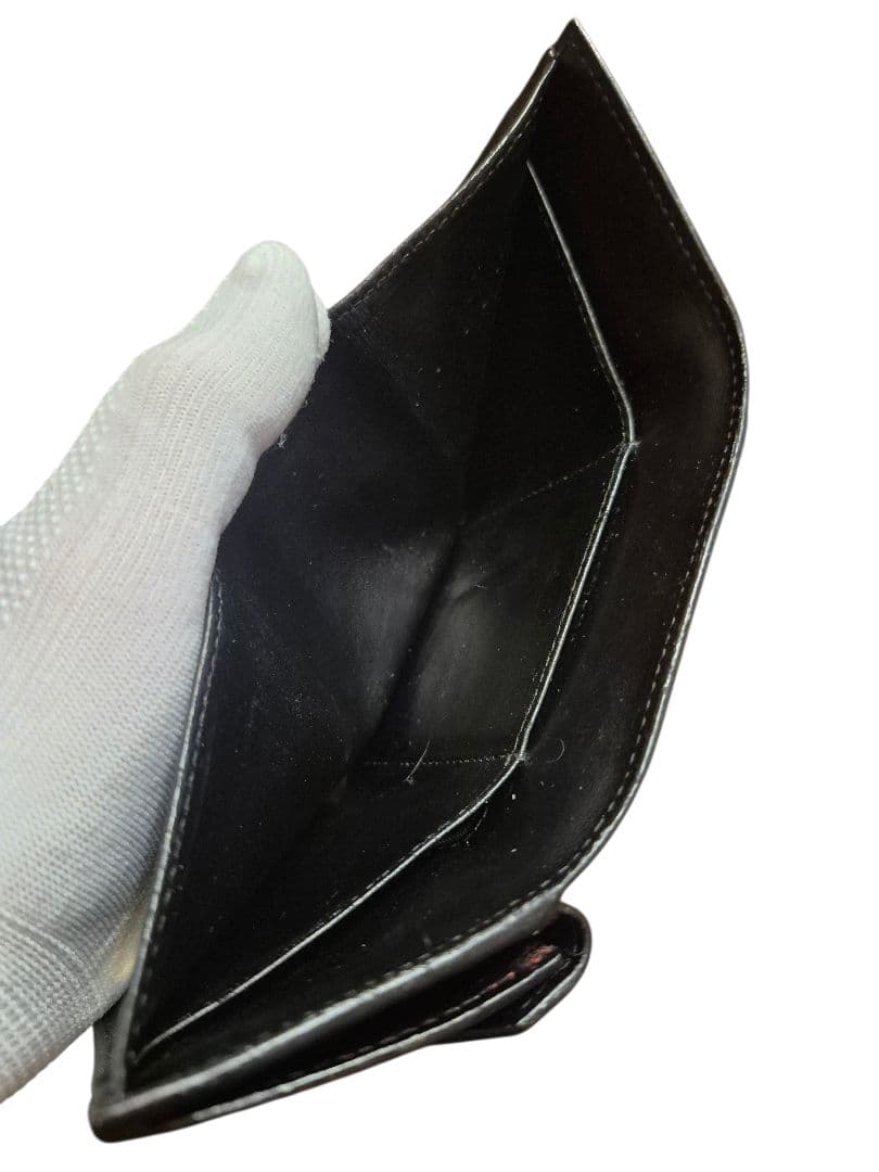 ＰＲＡＤＡ　プラダ　サフィアーノ　三つ折り財布 x