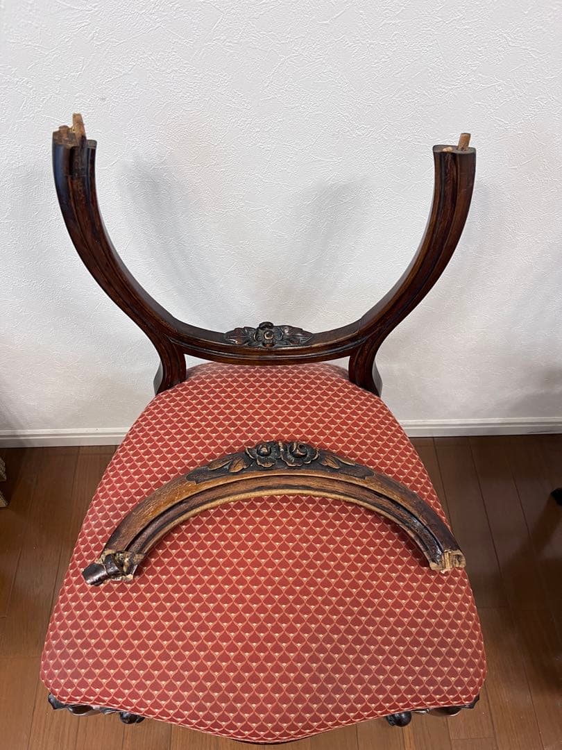 Geographica アンティークバルーンバックチェア