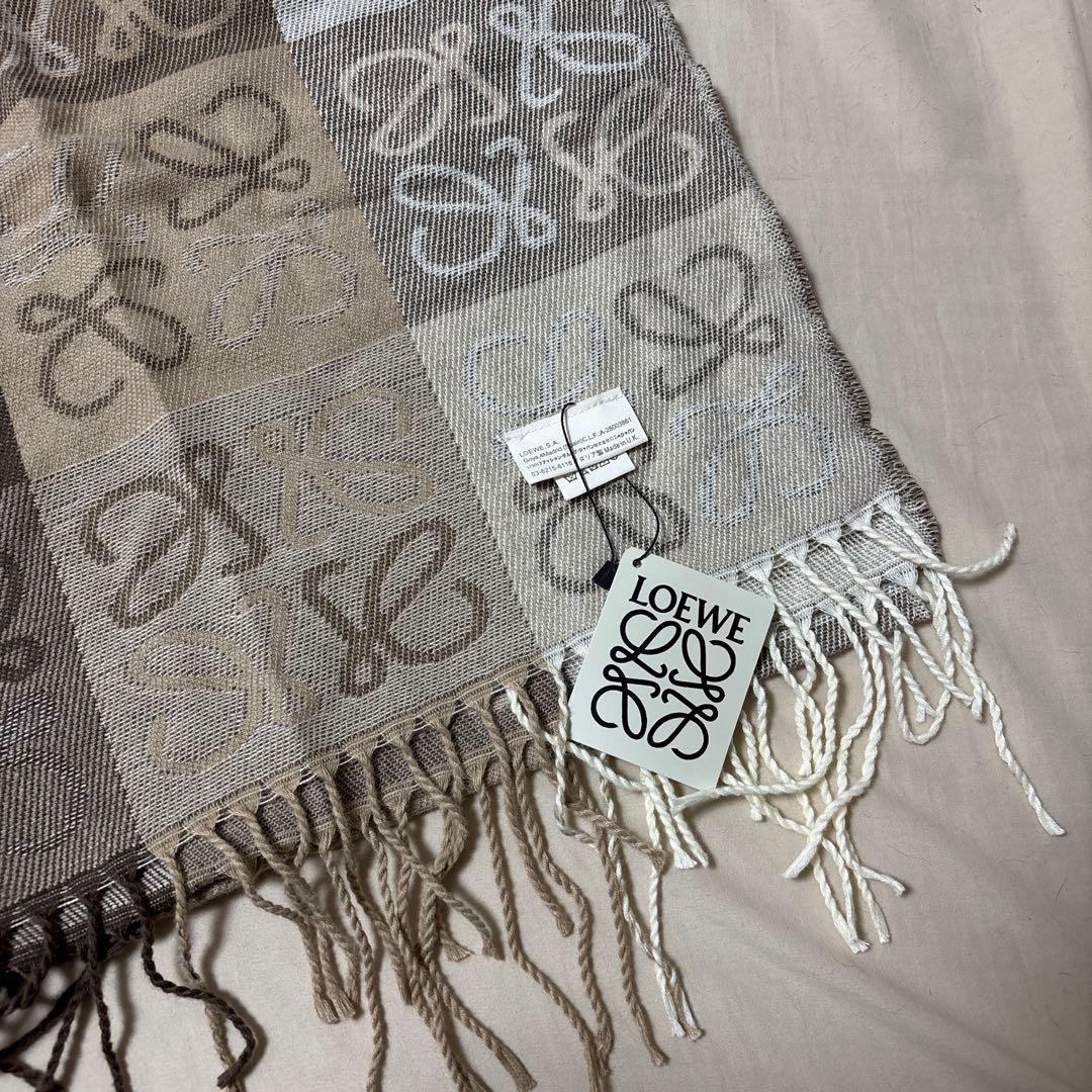 パターン入りマフラー ベージュ系